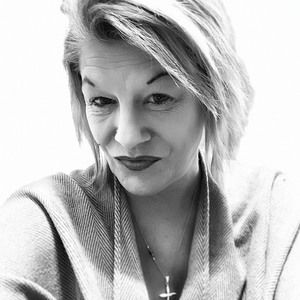 Meet your Posher, Fayeann